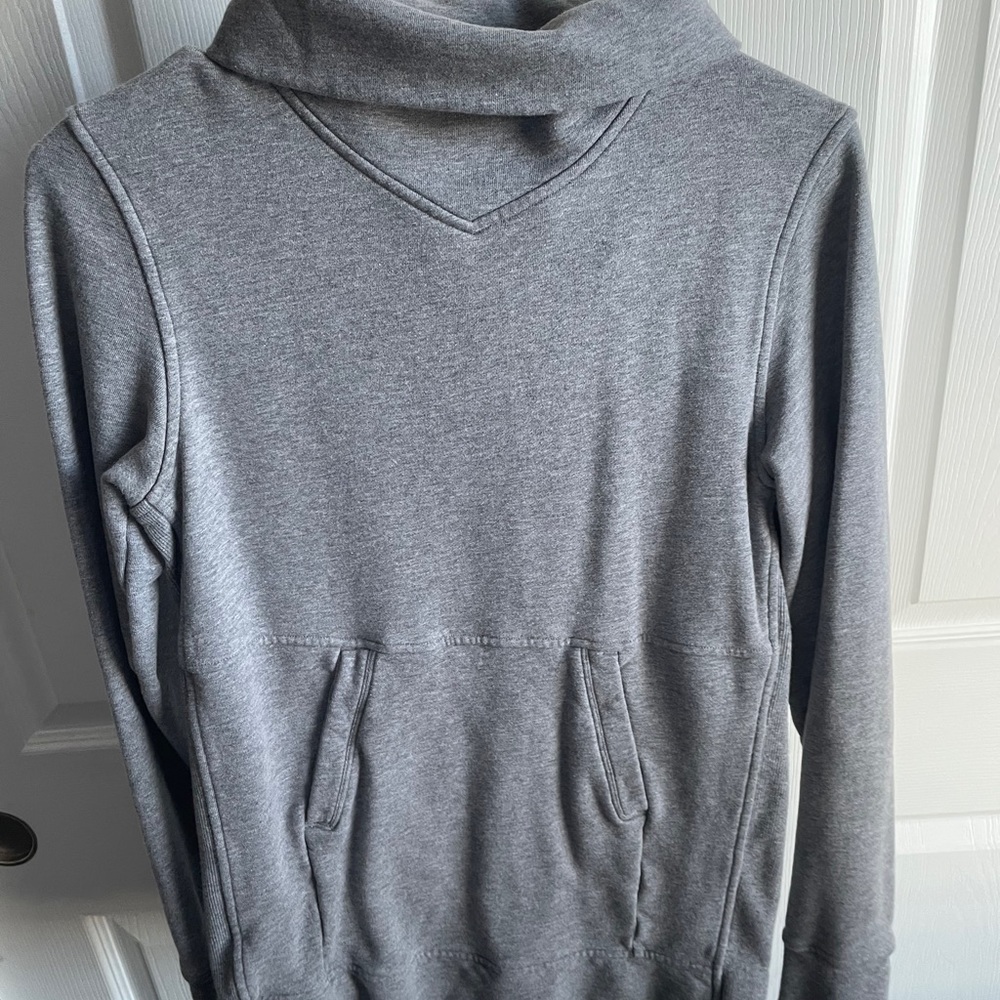 Lululemon Press Pause Pullover